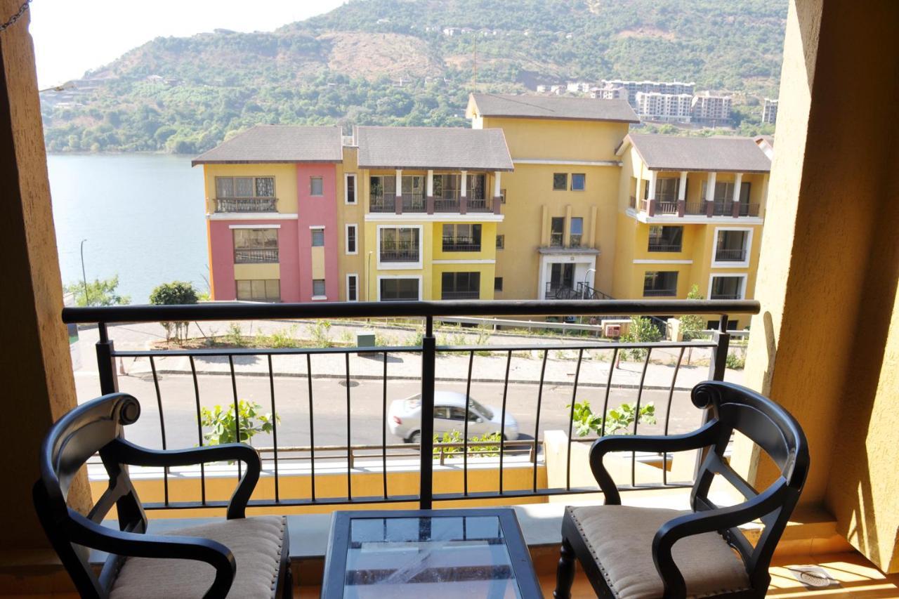 2Bhk Lake View Apartment Lavasa Bagian luar foto